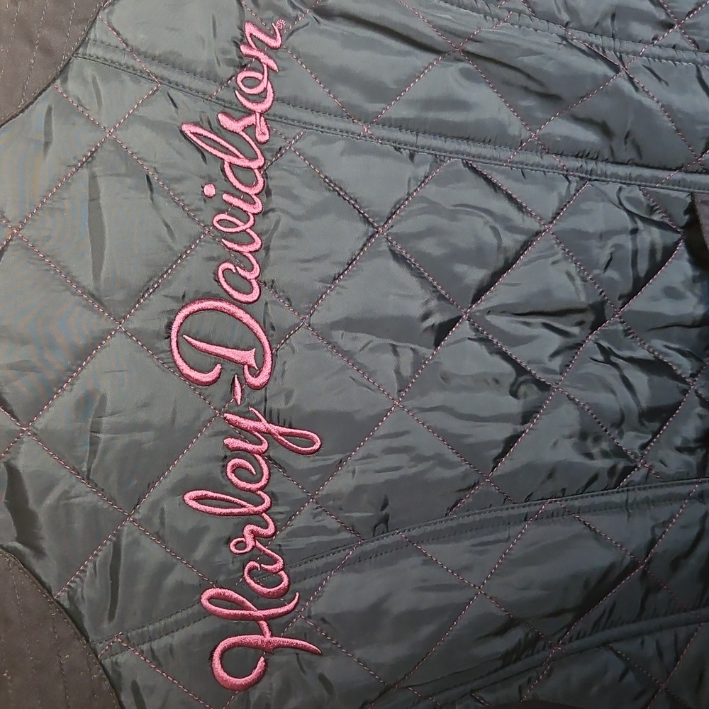 Harley Davidson Women's Black Quilted Vest - Picture 6 of 10